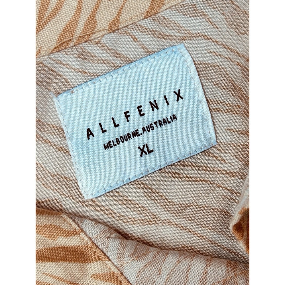 ALLFENIX Shirt Mens XL Orange Zebra Print Short Sleeve Button Up Collared Casual - Picture 3 of 9